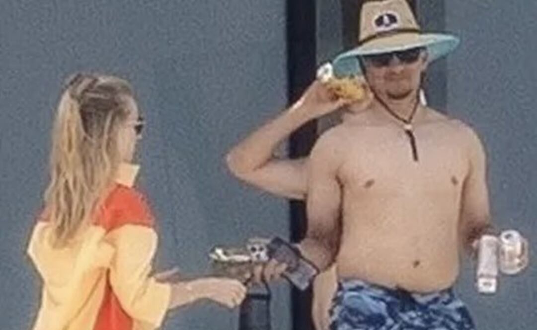 Patrick Mahomes toma vacaciones en Los Cabos junto a su familia FOTO: TMZ Sports