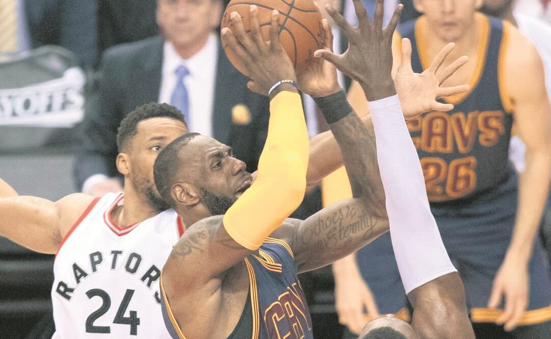 El cuarto juega será mañana en Toronto; Raptors busca evitar barrida. (AP)