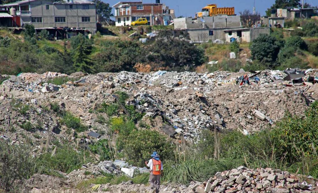 Los confinamientos de Rincón Verde y de Tepatlaxco guardan millones de toneladas de basura acumuladas de forma inadecuada. Foto: Luis Camacho / EL UNIVERSAL
