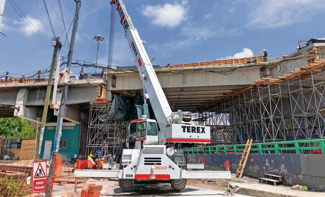 El tramo elevado de Pantitlán a Velódromo fue cerrado en diciembre pasado, para llevar a cabo obras de renivelación de vías ante el hundimiento de la zona. Foto: de Diego Simón. El Universal