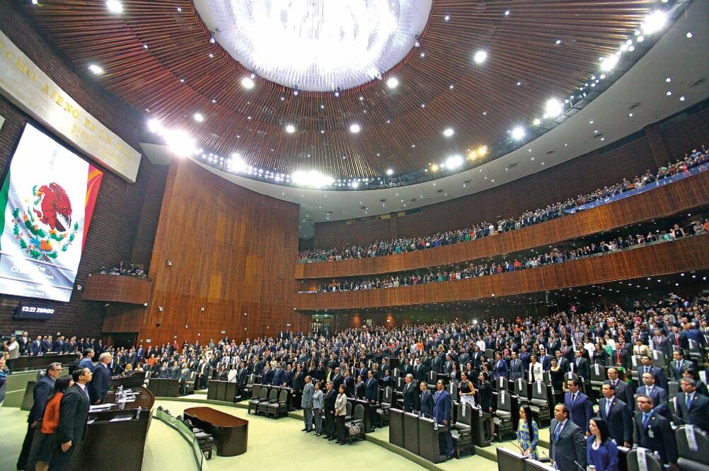 La 63 Legislatura quedó constituida con 498 legisladores porque se anuló la elección en el distrito 1 de Aguascalientes y falta por asignar una plurinominal (LUCÍA GODÍNEZ. EL UNIVERSAL)