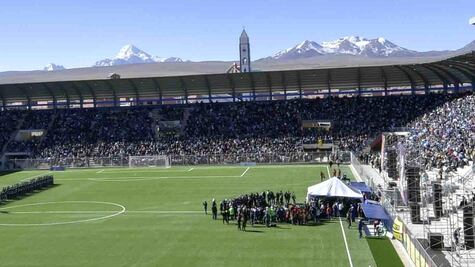 Este es el estadio de futbol de primera división más alto del mundo