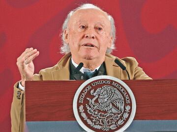 Víctor Manuel Toledo makes shocking accusations