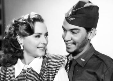 Miroslava Stern y Cantinflas, entre el amor y la tragedia: la historia detrás de la foto