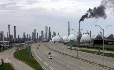 Pemex continúa gestionando recursos para lograr compra de Deer Park, indica documento