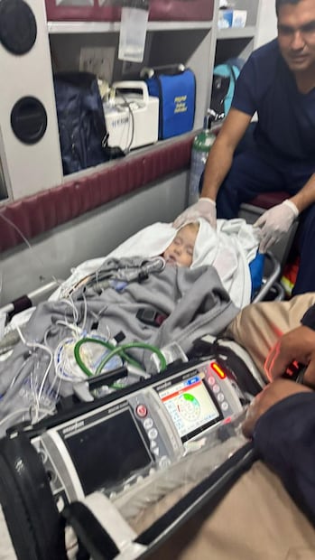 Traslado de Oliver a la Ciudad de México tras el accidente que le dejó una severa lesión en el cuello. Foto: Cortesía Familia Staub-García