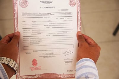 Niños nacidos en EU podrán tener acta mexicana