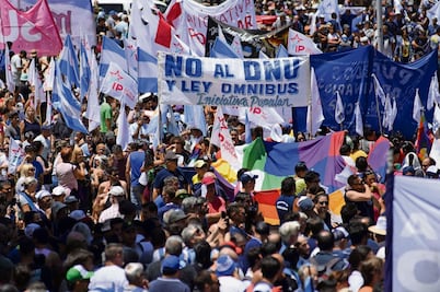 Milei encara huelga general por reformas