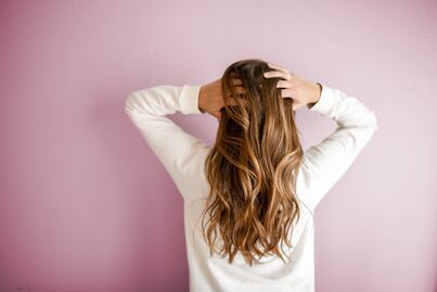5 consejos que van a evitar que se te caiga el pelo esta temporada