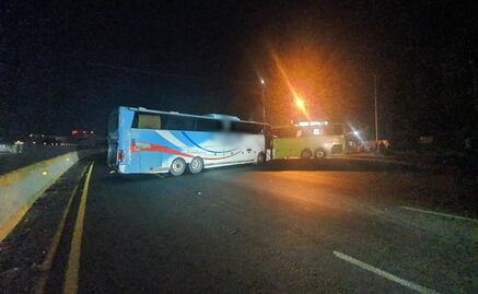 Bloquean autopista México-Puebla en protesta por supuestos abusos de la Guardia Nacional