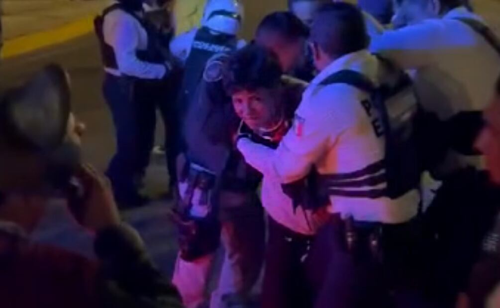 Detención de jóvenes. Foto: Especial