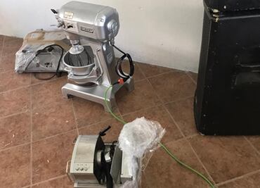 Regresan 40 mil pesos a hombre que compró horno y le enviaron un molino