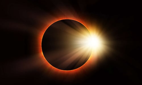 Todo lo que debes saber sobre el eclipse solar de agosto; descubre la hora exacta del fenómeno astronómico