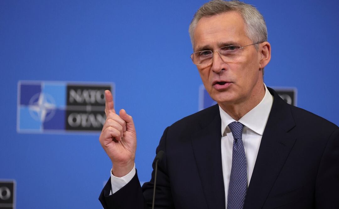 El secretario general de la OTAN, Jens Stoltenberg, habla durante una conferencia de prensa en la sede de la alianza militar en Bruselas. Foto: AP