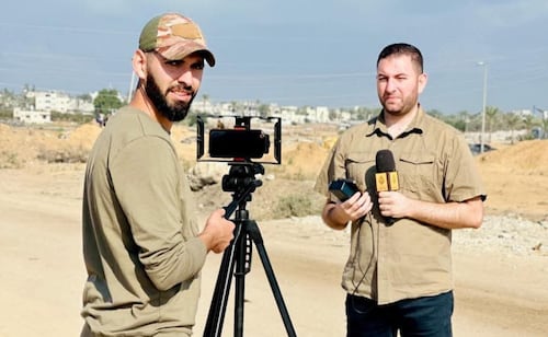 Israeli Attacks Kill Two Girls, Al Jazeera Cameraman in Gaza; Truce Questioned
