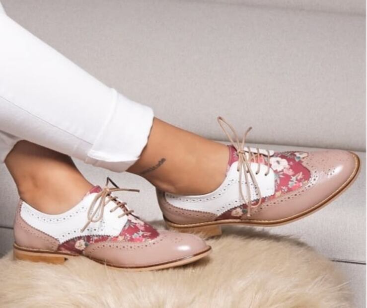 Cuáles son los zapatos ideales para mujeres bajitas