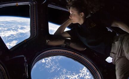 Cómo duermen, comen y viven los astronautas en el espacio