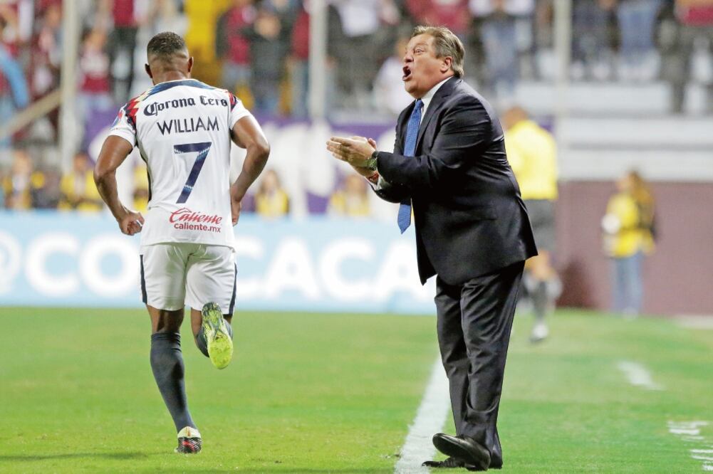 El técnico azulcrema mandó a su cuadro de lujo y le dio frutos. (JUAN CARLOS ULATE. REUTERS)