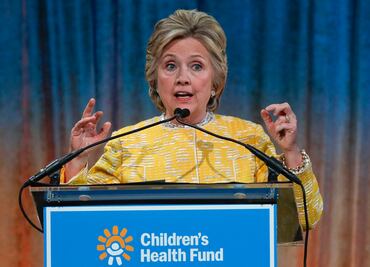 Presupuesto de Trump muestra una crueldad inimaginable: Hillary Clinton