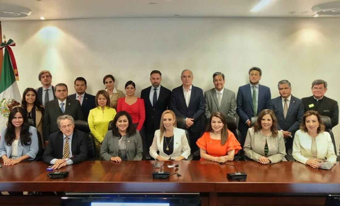 Foto tomada de Twitter @SenadoresdelPAN