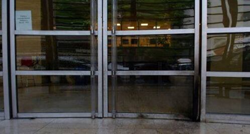 SIP condena ataque con bombas molotov al diario Clarín