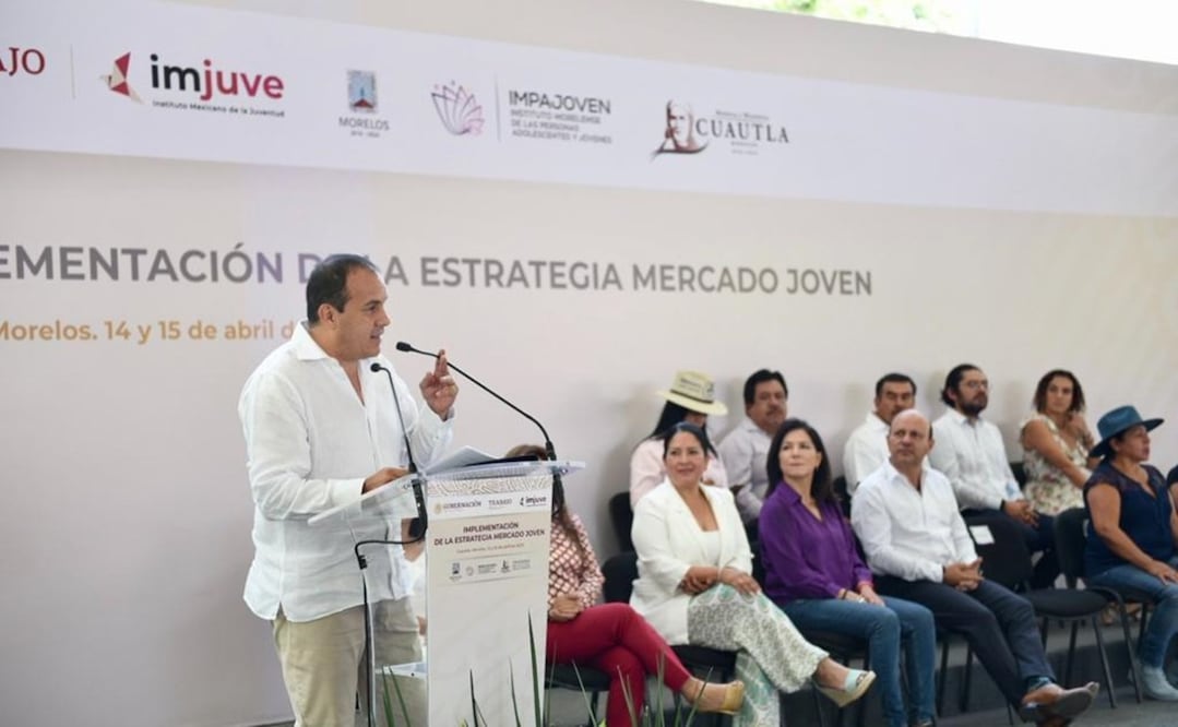 El gobernador Cuauhtémoc Blanco en su gira de trabajo por el municipio de Cuautla. Foto: Especial