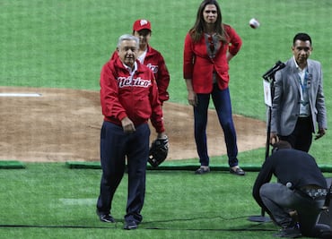 AMLO engrosa la lista de los abucheados