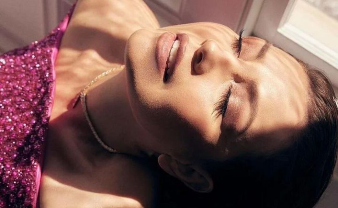 Thalía tiene un truco sencillo para lucir radiante en pocos minutos. Fuente: Instagram @thalia_fan_arg