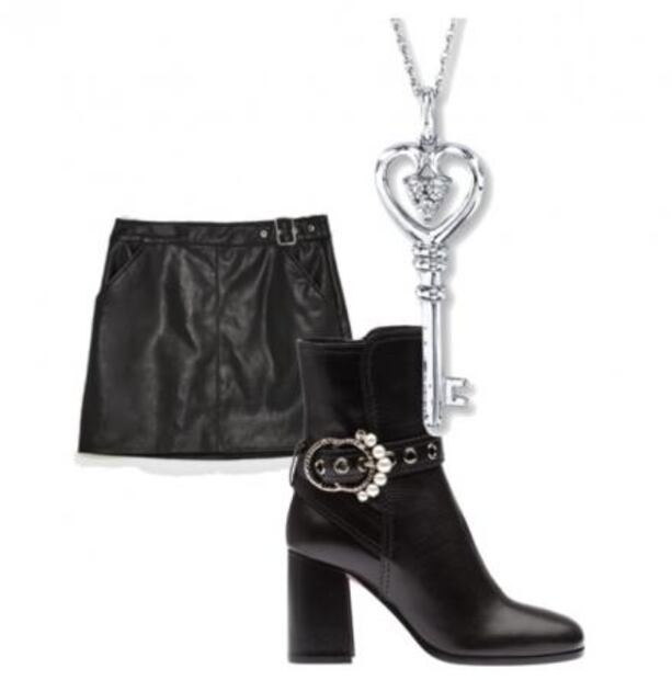 Copia el look de Danna Paola para recibir con todo el 2018