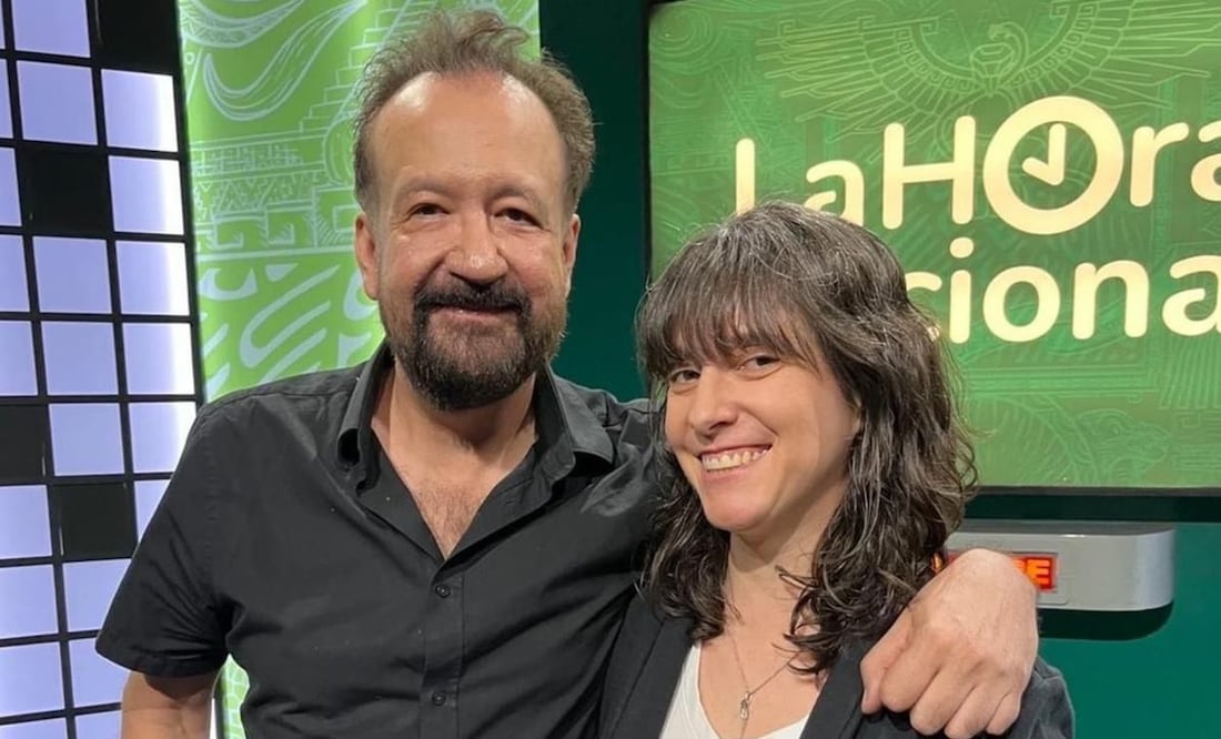 Conductores de La Hora Nacional, Leonora Milán, bióloga, escritora y doctora en Filosofía de la Ciencia, y Javier Ramírez Gómez ‘El Cha’. Foto: Especial