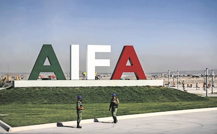 Critican contratación de seguro para el AIFA