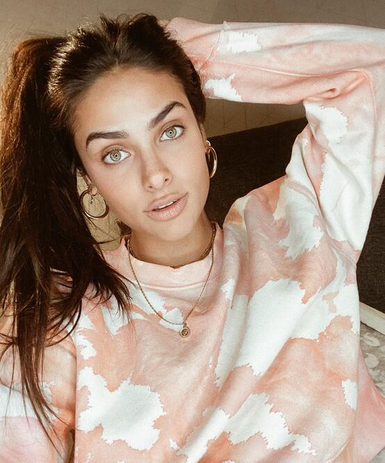 La actriz lució espectacular y nos inspira para cuando termine la pandemia. Foto: Instagram @rennotni