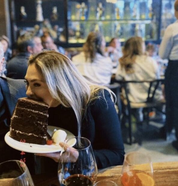 El look con el que Aracely Arámbula celebró su cumpleaños 