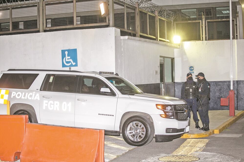 El exirector de Pemex supuestamente fue trasladado al Reclusorio Norte, en la CDMX, pero se trataba de un señuelo; actualmente, dijo la autoridad, está en un hospital privado al sur de la capital del país. Foto: ARCHIVO EL UNIVERSAL