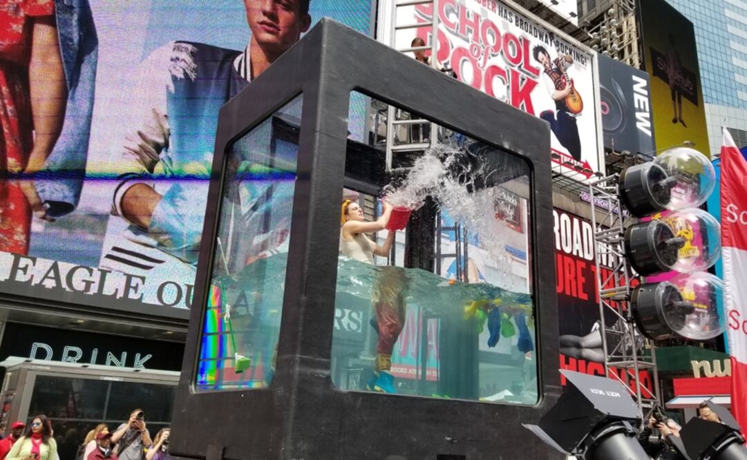 (FOTO: Times Square Arts)