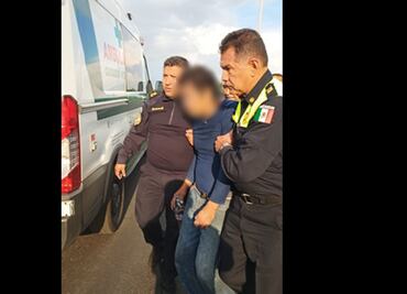 Rescatan a persona que intentó aventarse del Viaducto en inmediaciones del Metro Puebla