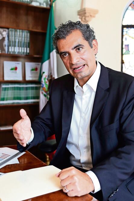 En la foto: Enrique Ochoa Reza Presidente nacional del PRI (UNILUCÍA GODÍNEZ. EL UNIVESAL)