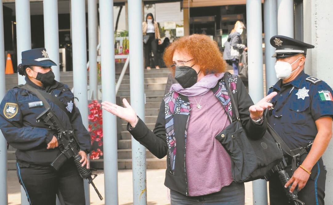 Julia Tagüeña, quien además era coordinadora del Foro Consultivo Científico y Tecnológico, compareció ayer ante la FGR. Foto: Cuartoscuro