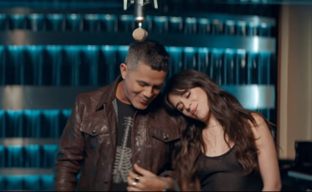 Alejandro Sanz y Camila Cabello. Foto: Captura de pantalla
