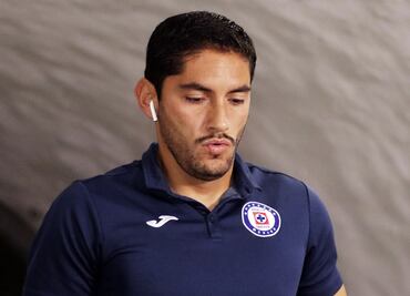 'Chuy' Corona, el único que da la cara en Cruz Azul