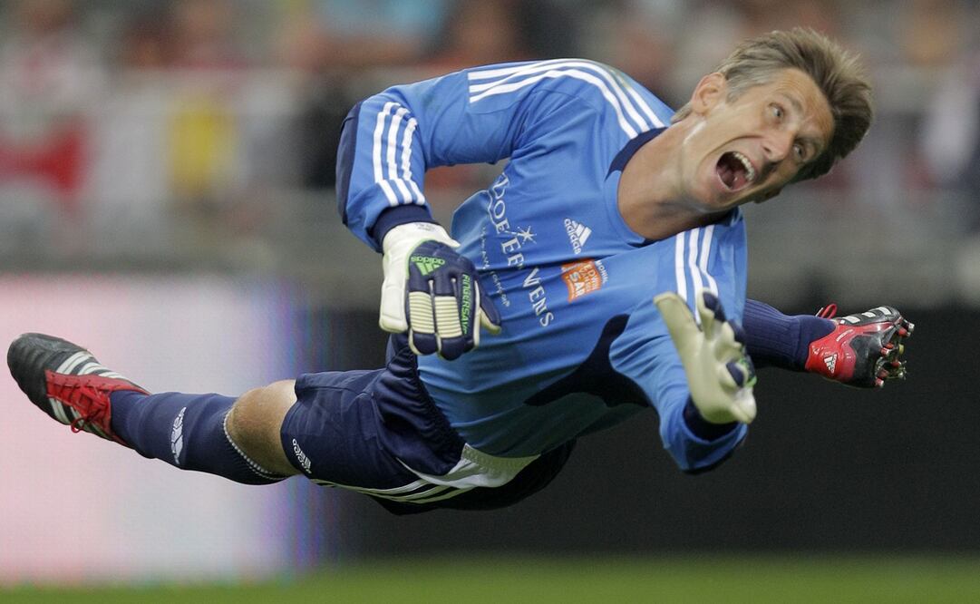 Edwin Van der Sar está en terapia intensiva / Foto: AP