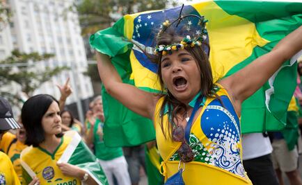 Brasileños toman las calles por juicio de Rousseff