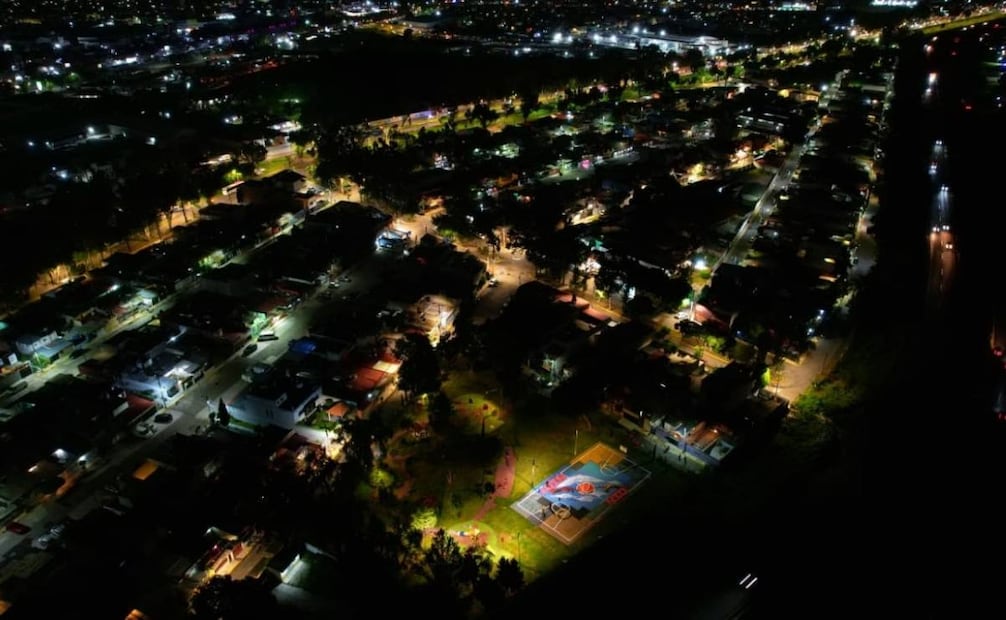 Se colocaron 150 luminarias nuevas. 06/09/2026. | Foto: Cortesía Gobierno de Ecatepec.