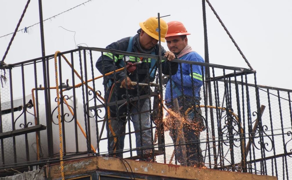 Inicia demolición controlada de cuatro predios tras explosión de gas en Álvaro Obregón. Foto: Karla Guerrero