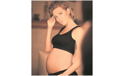 Dan de alta a Fernanda Castillo tras ser hospitalizada por una complicación del parto