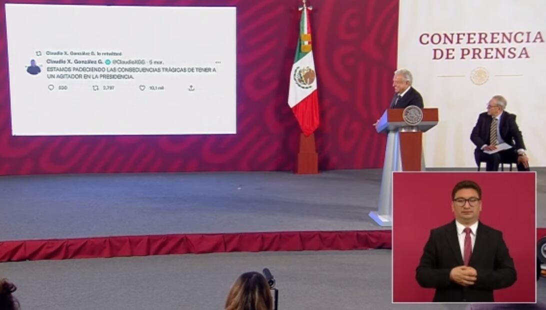 "Soy agitador de conciencia", dice AMLO a Claudio X. González por mensaje en Twitter