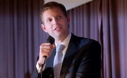 Latinas se burlan de hijo de Donald Trump 