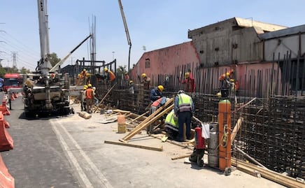 ¡CDMX, hasta los 32 grados!, A pesar del calor trabajadores en obras del paradero Indios Verdes continúan con sus labores