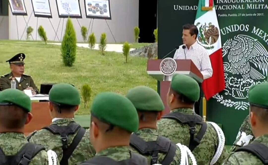  El Presidente inauguró este martes la Unidad Habitacional Militar "Puebla V". /Especial