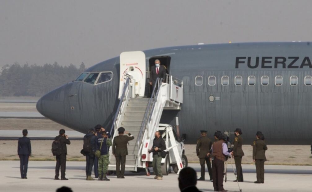 Estamos sacando al país adelante con las Fuerzas Armadas, afirma AMLO